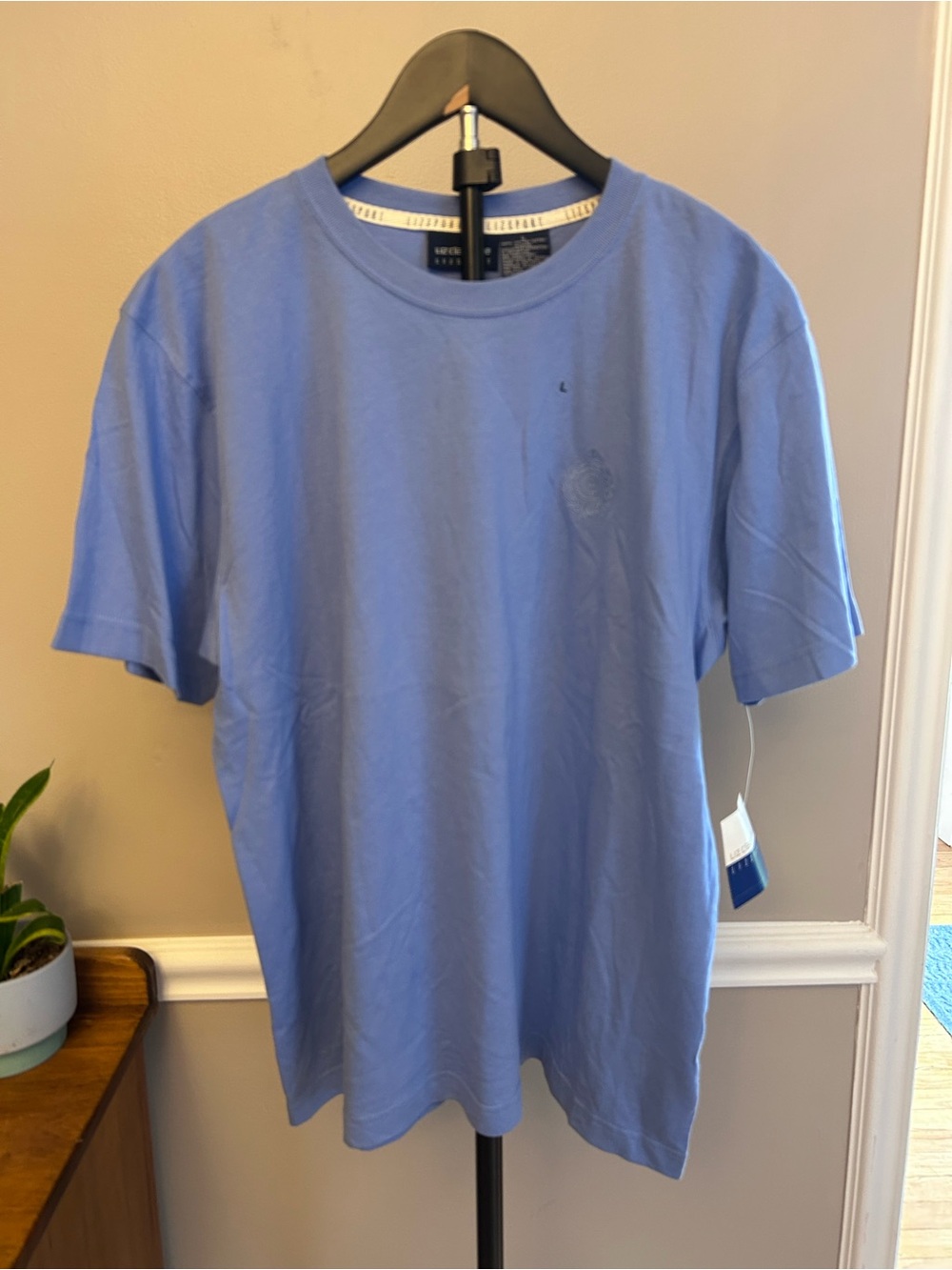 Liz Claiborne Light Blue Crew Neck Short Sleeve Tee